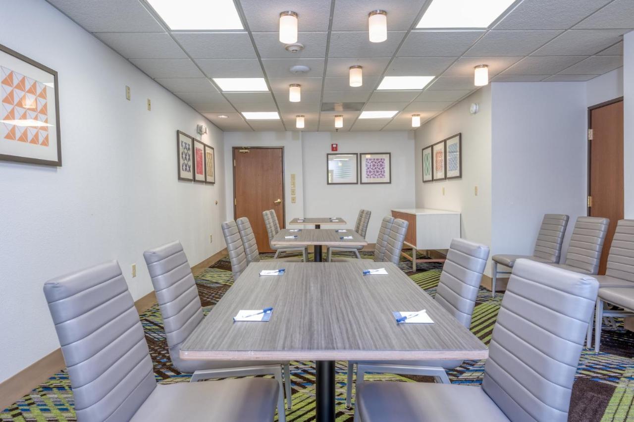Holiday Inn Express Hotel & Suites Thornburg-S. Fredericksburg By Ihg Eksteriør bilde