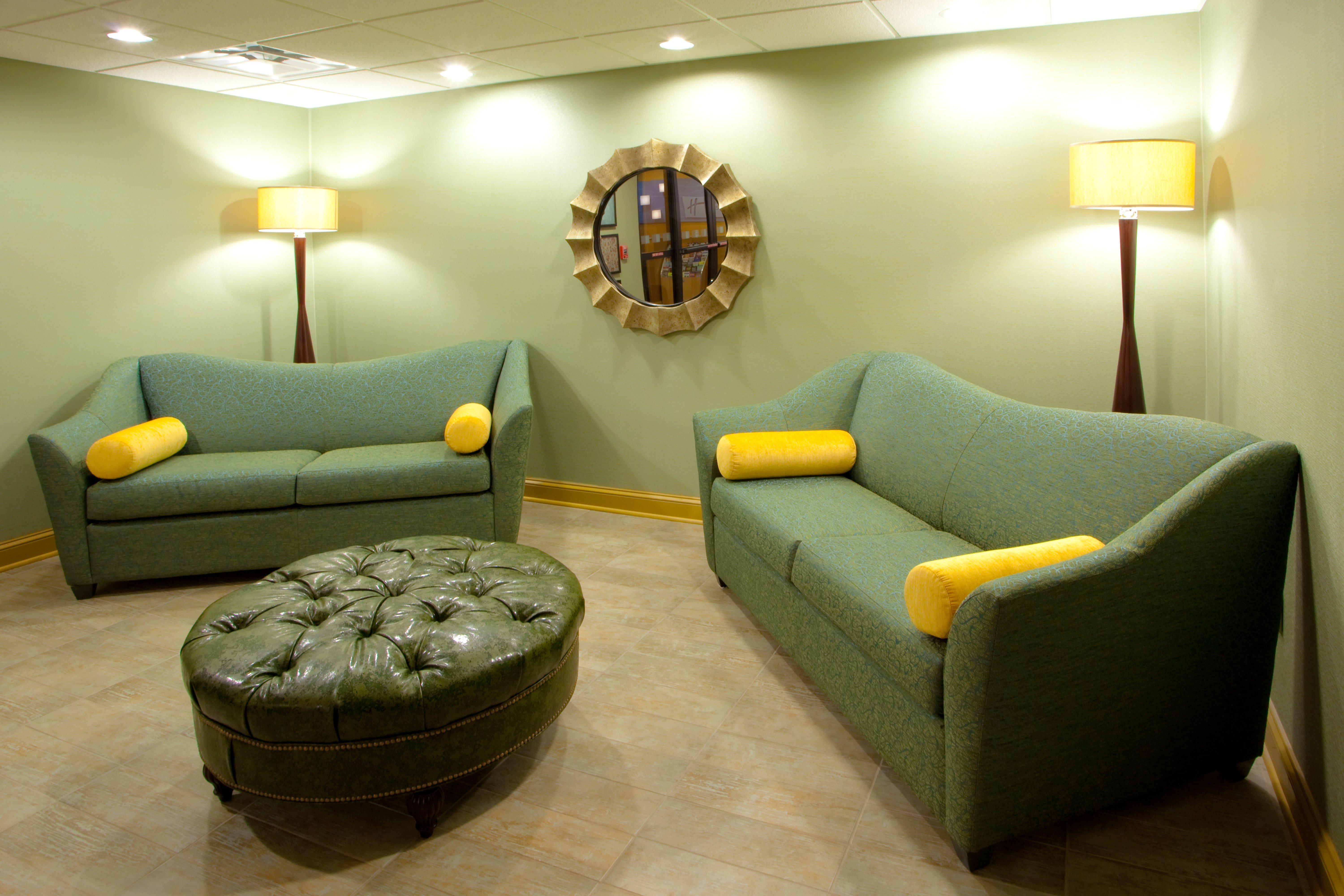 Holiday Inn Express Hotel & Suites Thornburg-S. Fredericksburg By Ihg Eksteriør bilde